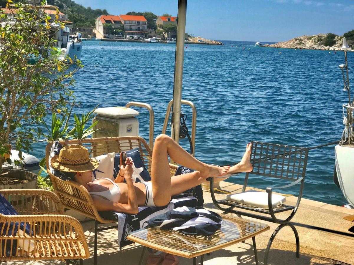 Accommodation Triton Lastovo 외부 사진